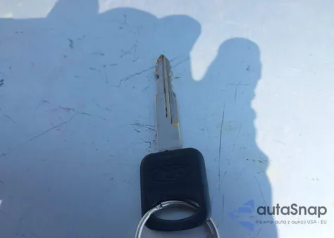 2000 Ford F250 Super Duty z USA, uszkodzony, nr VIN 1FTNF21L6YED23332